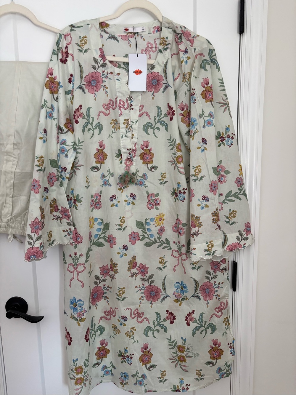 Floral Print two piece trousers shirt size x large